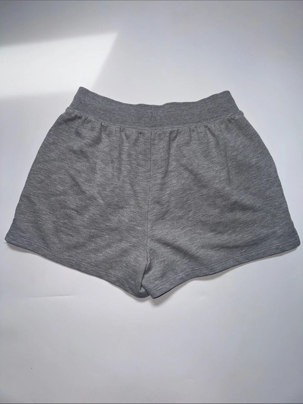 ALO Yoga Heather Gray Athletic Lounge Shorts